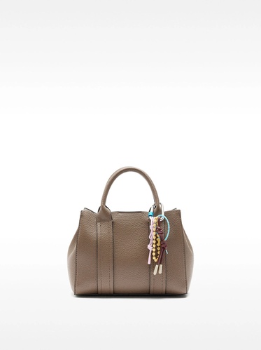 Фото ракурс 1 - Жіноча коричнева сумка Parfois артикул 230584 _TU FW2025