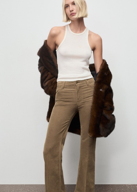 Жіночі коричневі джинси Mango артикул 17057771 35 1 season Фото ракурс 4 - Жіночі коричневі джинси Mango артикул 17057771 35 1 season