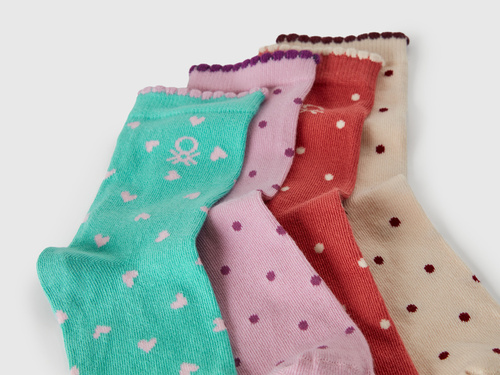 Фото ракурс 2 - Різнокольорові шкарпетки Benetton для хлопчиків артикул 6AO30704E 901 25A