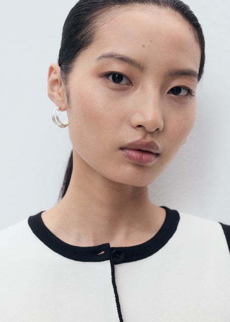 Женский молочный жилет Mango артикул 17044084 05 1 season Фото ракурс 4 - Женский молочный жилет Mango артикул 17044084 05 1 season