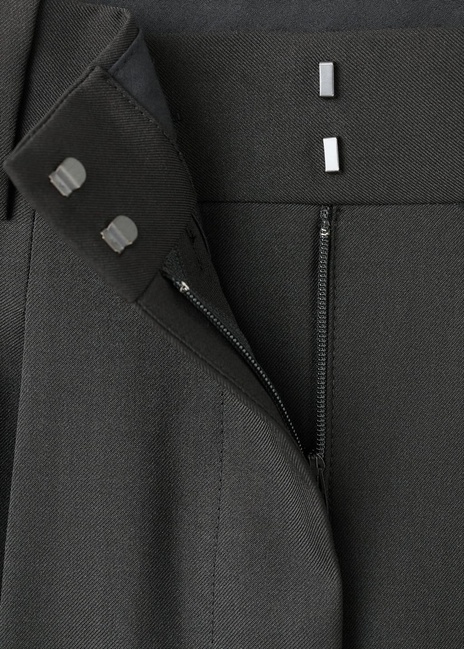 Фото ракурс 6 -  чорні брюки Mango артикул 17059213 99 1 season