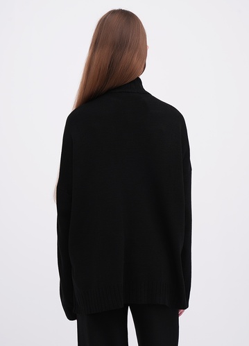 Фото ракурс 2 - Жіночий чорний светр EQUILIBRI артикул W391 009 101 Black FW2025