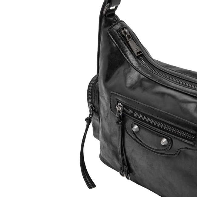 Жіноча чорна сумка Parfois артикул 240821 _BK FW2025 Фото ракурс 3 - Жіноча чорна сумка Parfois артикул 240821 _BK FW2025