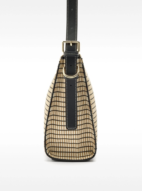 Фото ракурс 4 - Жіноча чорна сумка Parfois артикул 231431 _BK SS2025