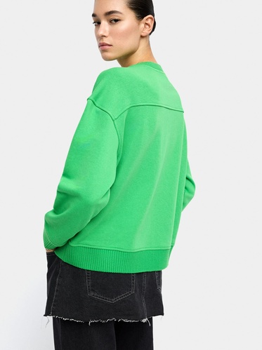 Фото ракурс 2 - Жіночий зелений світшот Parfois артикул 238436 _GN FW2025