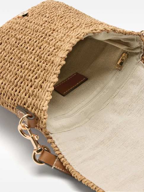 Жіноча бежева сумка Parfois артикул 229869 NCM FW2025 Фото ракурс 4 - Жіноча бежева сумка Parfois артикул 229869 NCM FW2025