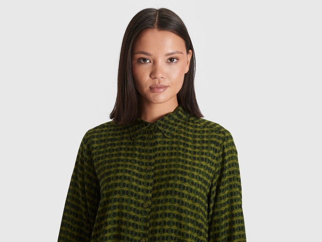 Фото ракурс 4 - Жіноча зелена сорочка Benetton артикул 5T17DQ0AZ 60B 25A