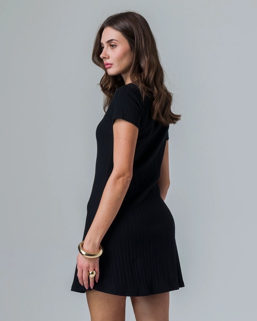 Жіноча чорна сукня Piazza Italia артикул 32929 Black SS2025 Фото ракурс 2 - Жіноча чорна сукня Piazza Italia артикул 32929 Black SS2025