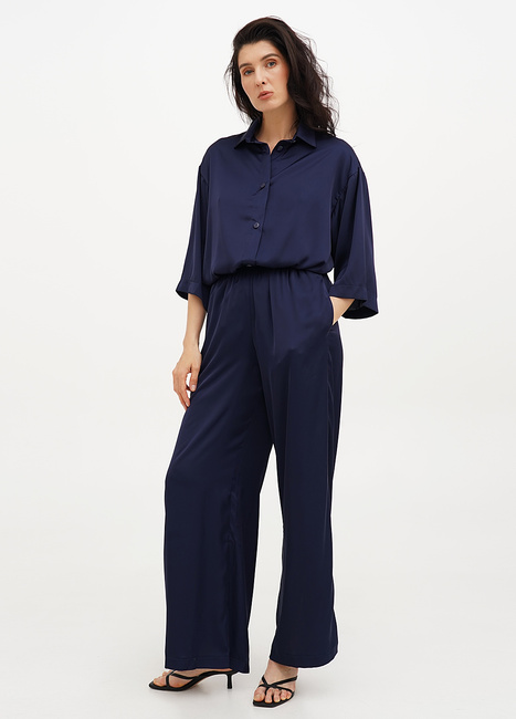 Жіночі сині брюки EQUILIBRI артикул W491 070 200 NAVY BLUE SS2025 Фото ракурс 1 - Жіночі сині брюки EQUILIBRI артикул W491 070 200 NAVY BLUE SS2025