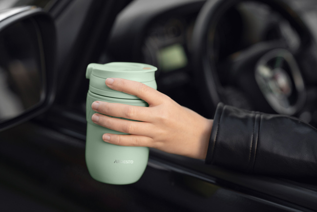 Зеленая термокружка Ardesto артикул AR2640GC No color FW2025 Фото ракурс 6 - Зеленая термокружка Ardesto артикул AR2640GC No color FW2025