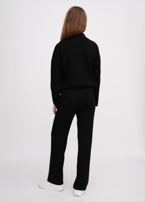 Фото ракурс 4 - Жіночі чорні штани EQUILIBRI артикул W391 051 200 Black FW2025