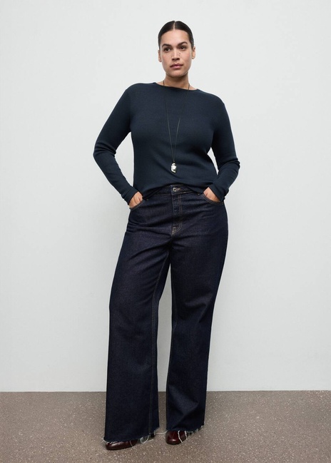 Жіночий синій лонгслів Mango артикул 27001355 57 2 season Фото ракурс 6 - Жіночий синій лонгслів Mango артикул 27001355 57 2 season