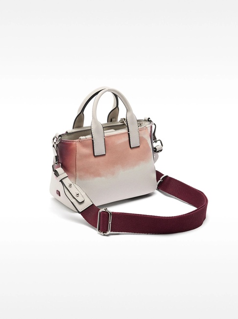 Жіноча рожева сумка Parfois артикул 231774 _BM SS2025 Фото ракурс 2 - Жіноча рожева сумка Parfois артикул 231774 _BM SS2025