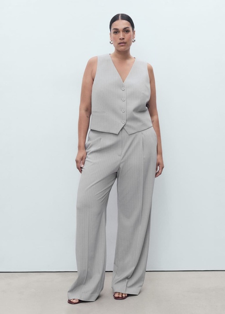 Фото ракурс 5 - Жіночий сірий жилет Mango артикул 17024121 92 1 season