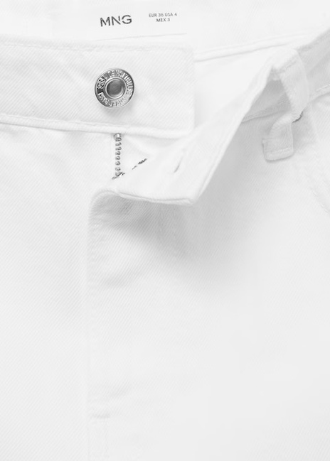 Женские белые шорты Mango артикул 17061192 01 1 season Фото ракурс 4 - Женские белые шорты Mango артикул 17061192 01 1 season