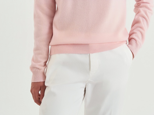 Фото ракурс 5 - Женская розовая водолазка Benetton артикул 1002D2348 04U 25A