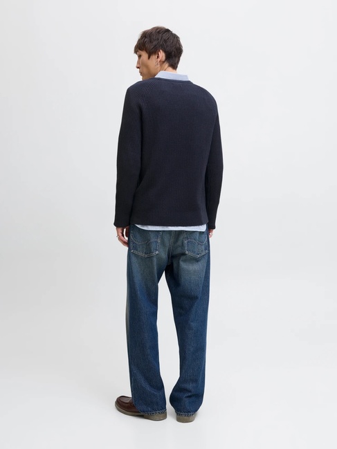 Мужской синий джемпер Jack & Jones артикул 12278916 Sky Captain FW2025 Фото ракурс 2 - Мужской синий джемпер Jack & Jones артикул 12278916 Sky Captain FW2025