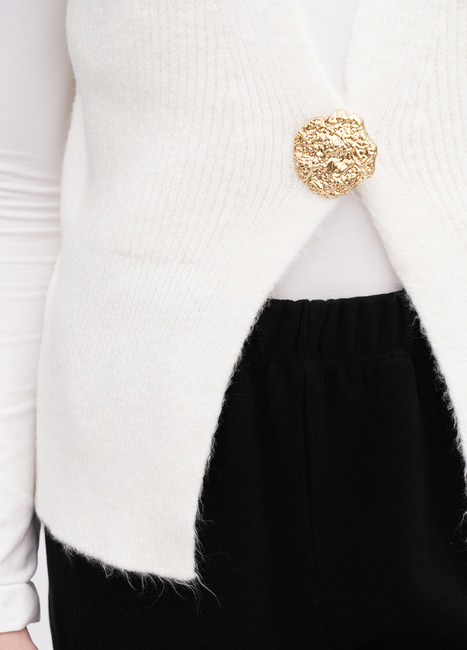 Фото ракурс 4 - Жіночий молочний жилет EQUILIBRI артикул W371 001 000 MILK FW2025