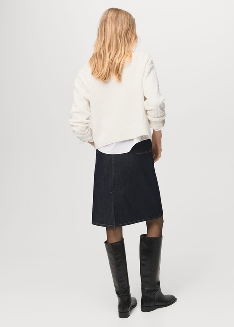 Фото ракурс 2 - Жіночий молочний джемпер Mango артикул 27041219 05 2 season