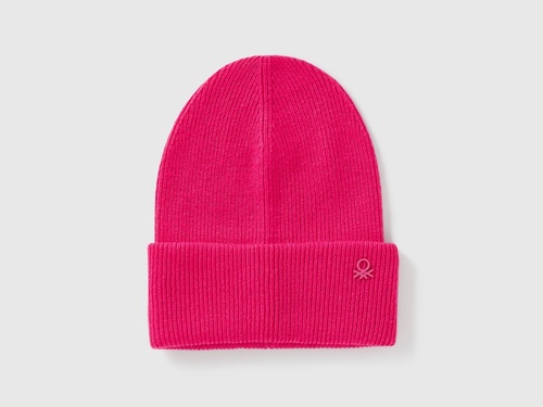 Фото ракурс 1 - Розовая шапка Benetton для мальчиков артикул 126WCA00X.G 76L 25A