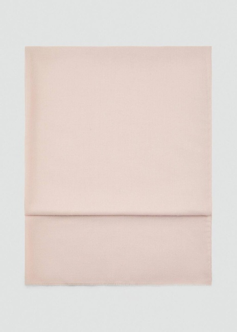 Женский молочный шарф Mango артикул 17045998 03 1 season Фото ракурс 1 - Женский молочный шарф Mango артикул 17045998 03 1 season