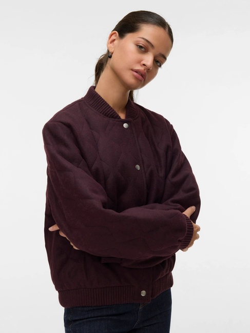 Фото ракурс 4 - Жіноча бордова куртка Vero Moda артикул 10315192 Winetasting FW2025