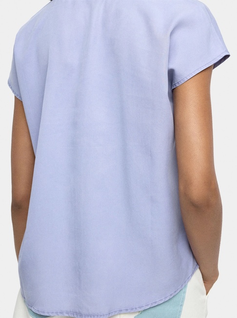 Женская синяя блузка Parfois артикул 240417 _BL FW2025 Фото ракурс 2 - Женская синяя блузка Parfois артикул 240417 _BL FW2025