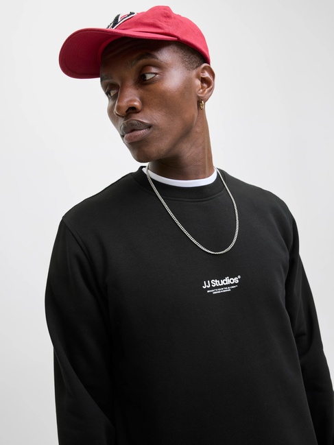 Мужской черный свитшот Jack & Jones артикул 12278791 Black FW2025 Фото ракурс 7 - Мужской черный свитшот Jack & Jones артикул 12278791 Black FW2025