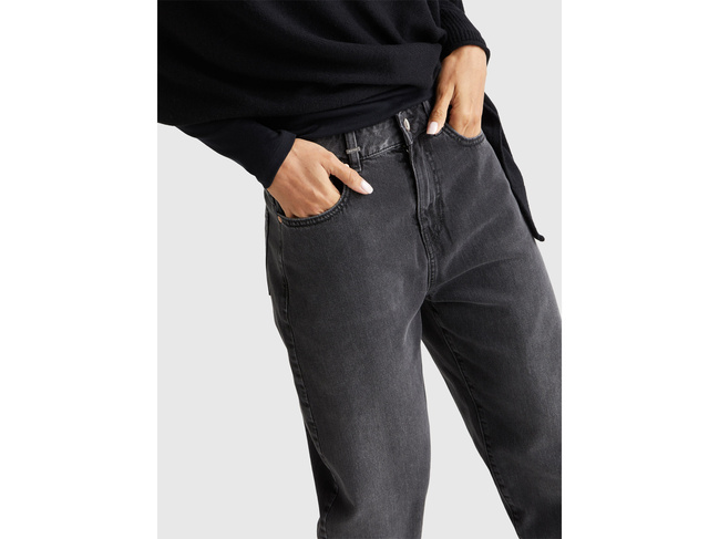 Фото ракурс 3 - Жіночі чорні джинси Benetton артикул 4SHBDE00I 800 25A