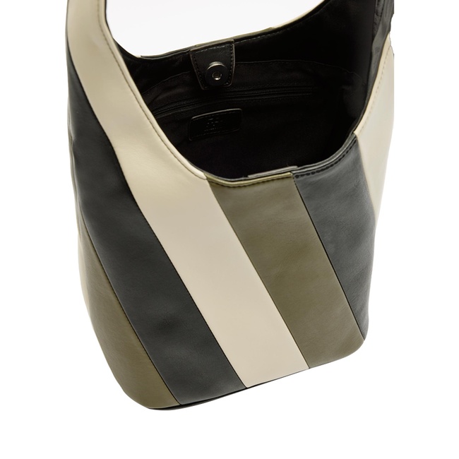 Женская зеленая сумка Parfois артикул 237224 _KK FW2025 Фото ракурс 4 - Женская зеленая сумка Parfois артикул 237224 _KK FW2025