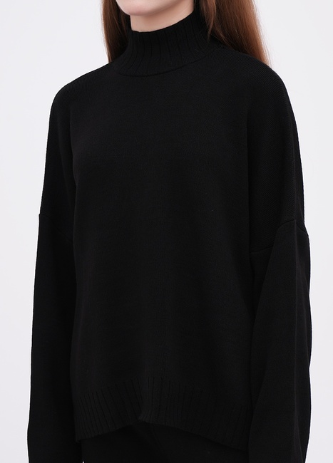 Фото ракурс 3 - Женский черный свитер EQUILIBRI артикул W391 009 101 Black FW2025