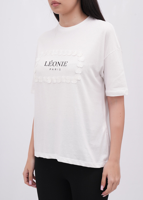 Жіноча біла футболка EQUILIBRI артикул W213 100 000 White FW2025 Фото ракурс 3 - Жіноча біла футболка EQUILIBRI артикул W213 100 000 White FW2025