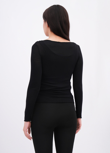 Жіночий чорний лонгслів EQUILIBRI артикул W215 026 000 Black FW2025 Фото ракурс 2 - Жіночий чорний лонгслів EQUILIBRI артикул W215 026 000 Black FW2025