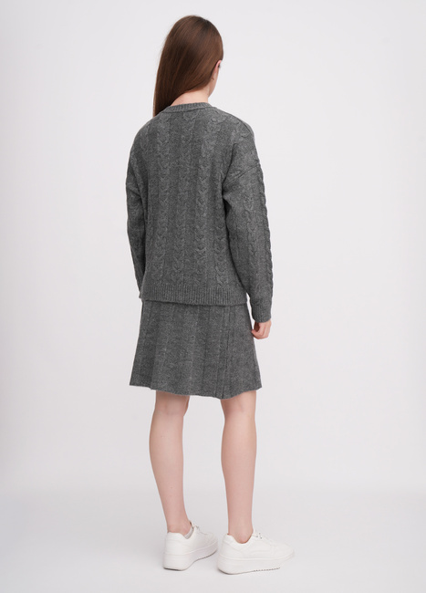 Жіночий сірий светр EQUILIBRI артикул NW391001 100 Grey FW2025 Фото ракурс 4 - Жіночий сірий светр EQUILIBRI артикул NW391001 100 Grey FW2025