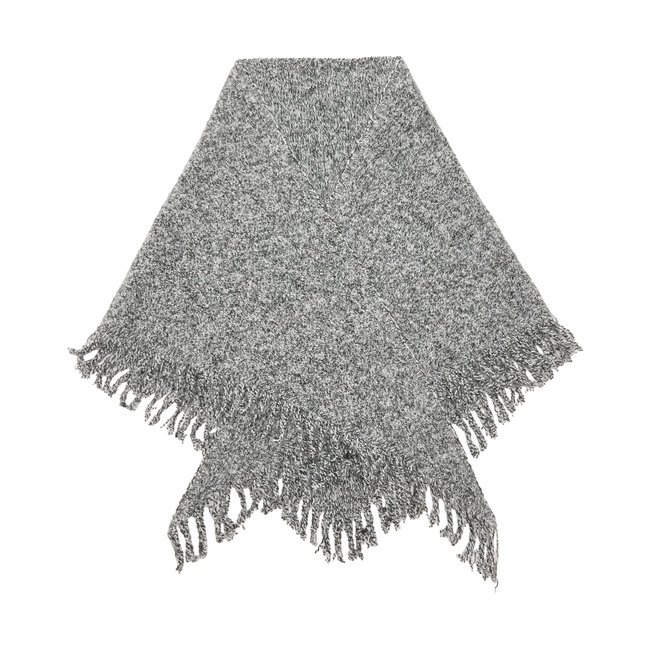 Женский серый шарф Parfois артикул 240497 _DM FW2025 Фото ракурс 1 - Женский серый шарф Parfois артикул 240497 _DM FW2025