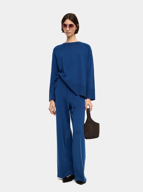 Жіночий синій светр Parfois артикул 227690 _BL FW2025 Фото ракурс 3 - Жіночий синій светр Parfois артикул 227690 _BL FW2025