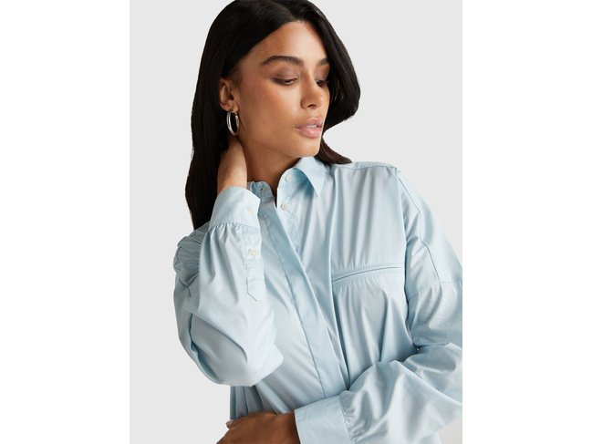 Женская голубая рубашка Benetton артикул 54KXDQ0CB 1P7 25A Фото ракурс 3 - Женская голубая рубашка Benetton артикул 54KXDQ0CB 1P7 25A