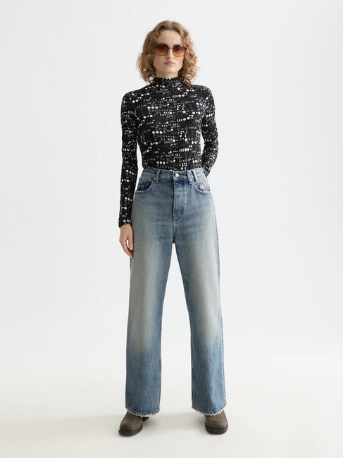 Фото ракурс 3 - Жіноча чорна водолазка SCOTCH & SODA артикул U9B00884T U022 FW2025