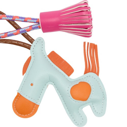 Фото ракурс 2 - Женский разноцветный брелок Parfois артикул 242522 _HM FW2025