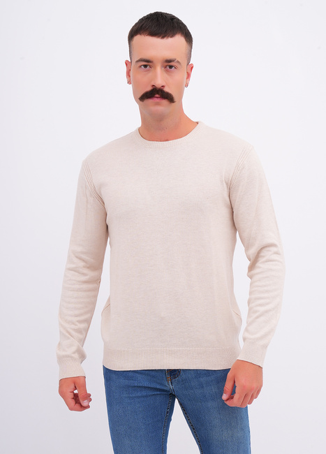 Фото ракурс 1 - Чоловічий молочний джемпер EQUILIBRI артикул M345 002 000 MILK FW2025