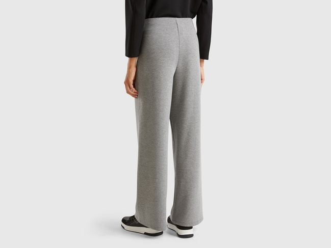 Жіночі сірі штани Benetton артикул 38Y6DF017 501 24A Фото ракурс 2 - Жіночі сірі штани Benetton артикул 38Y6DF017 501 24A