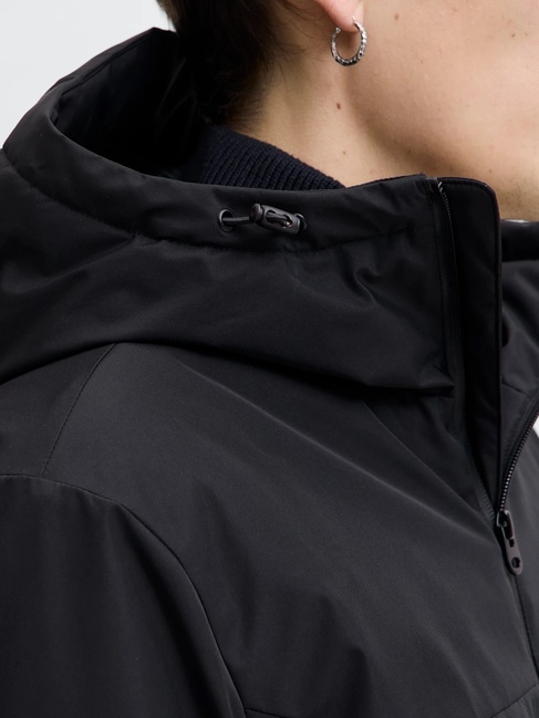 Мужская черная куртка Jack & Jones артикул 12278779 Black FW2025 Фото ракурс 5 - Мужская черная куртка Jack & Jones артикул 12278779 Black FW2025