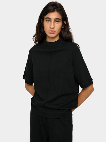 Фото ракурс 1 - Жіноча чорна блузка Parfois артикул 240323 _BK FW2025