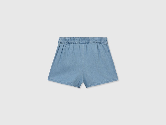 Фото ракурс 2 - Синие шорты для девочек Benetton артикул 4DHJG902Z.P 901 25E