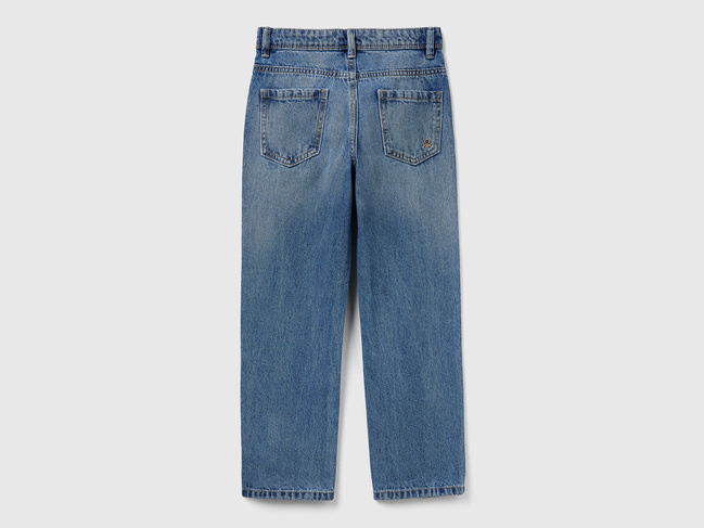 Сині джинси для хлопчиків Benetton артикул 4AW7CE021.G 902 25A Фото ракурс 2 - Сині джинси для хлопчиків Benetton артикул 4AW7CE021.G 902 25A