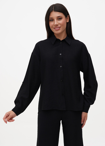 Фото ракурс 1 - Женская чёрная рубашка EQUILIBRI артикул W422 019 000 Black FW2024