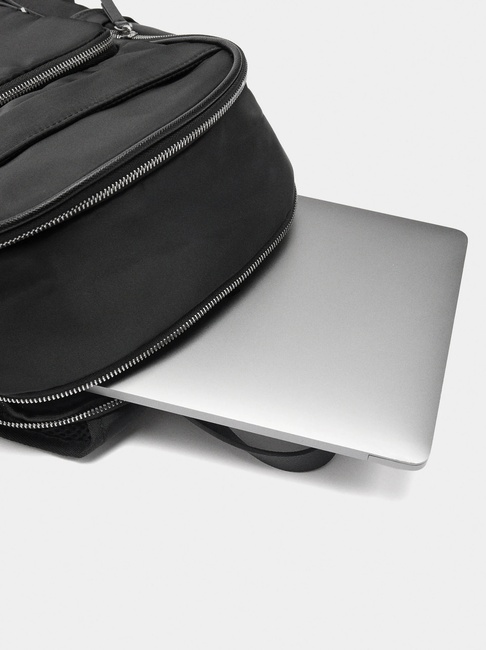Фото ракурс 5 - Жіночий чорний рюкзак Parfois артикул 2416131 BKL FW2025