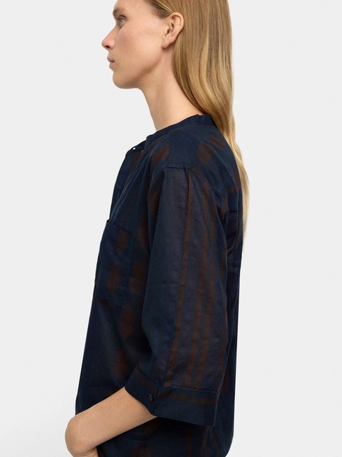 Фото ракурс 3 - Жіноча синя сорочка Parfois артикул 243201 _DM FW2025