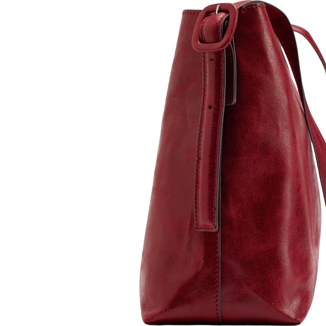 Женская бордовая сумка Parfois артикул 241261 _BU FW2025 Фото ракурс 3 - Женская бордовая сумка Parfois артикул 241261 _BU FW2025