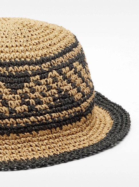 Женская бежевая шляпа Parfois артикул 219067 NCU FW2025 Фото ракурс 3 - Женская бежевая шляпа Parfois артикул 219067 NCU FW2025